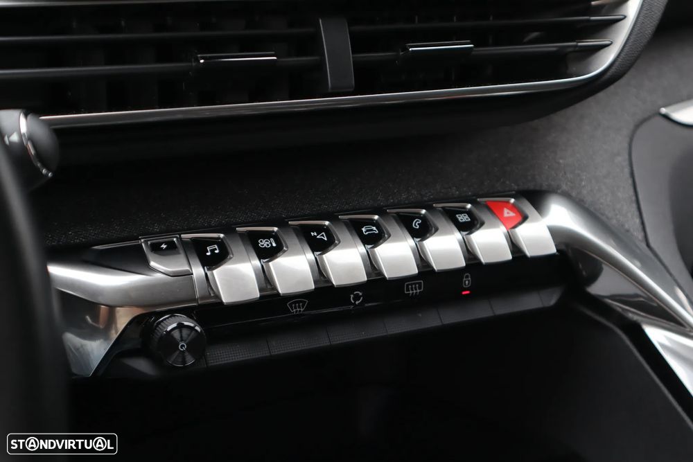 Peugeot 3008 1.6 Hybrid Allure Pack e-EAT8 - 18