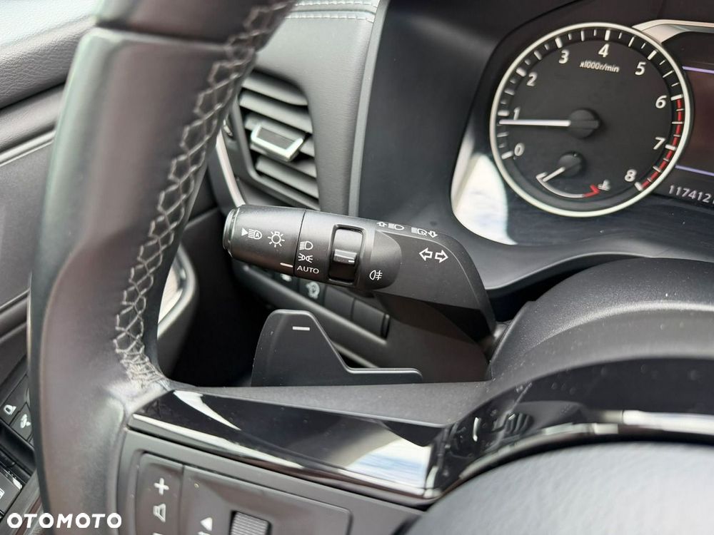 Nissan Qashqai - 32