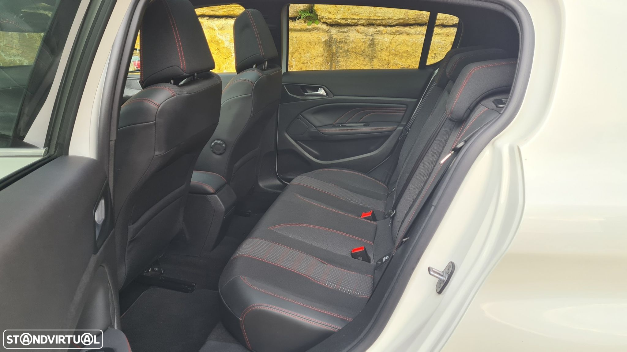 Peugeot 308 1.5 BlueHDi GT Line - 52