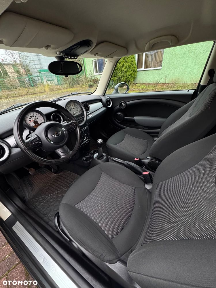 MINI Cooper Green Park - 6