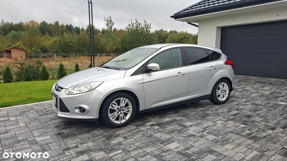 Ford Focus 1.6 Trend - 18