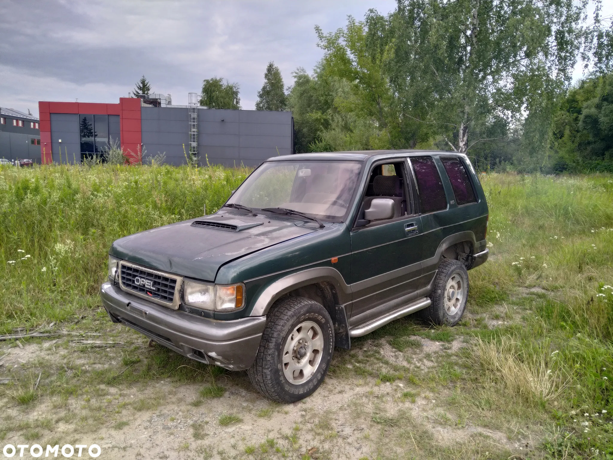 Isuzu Trooper - 2