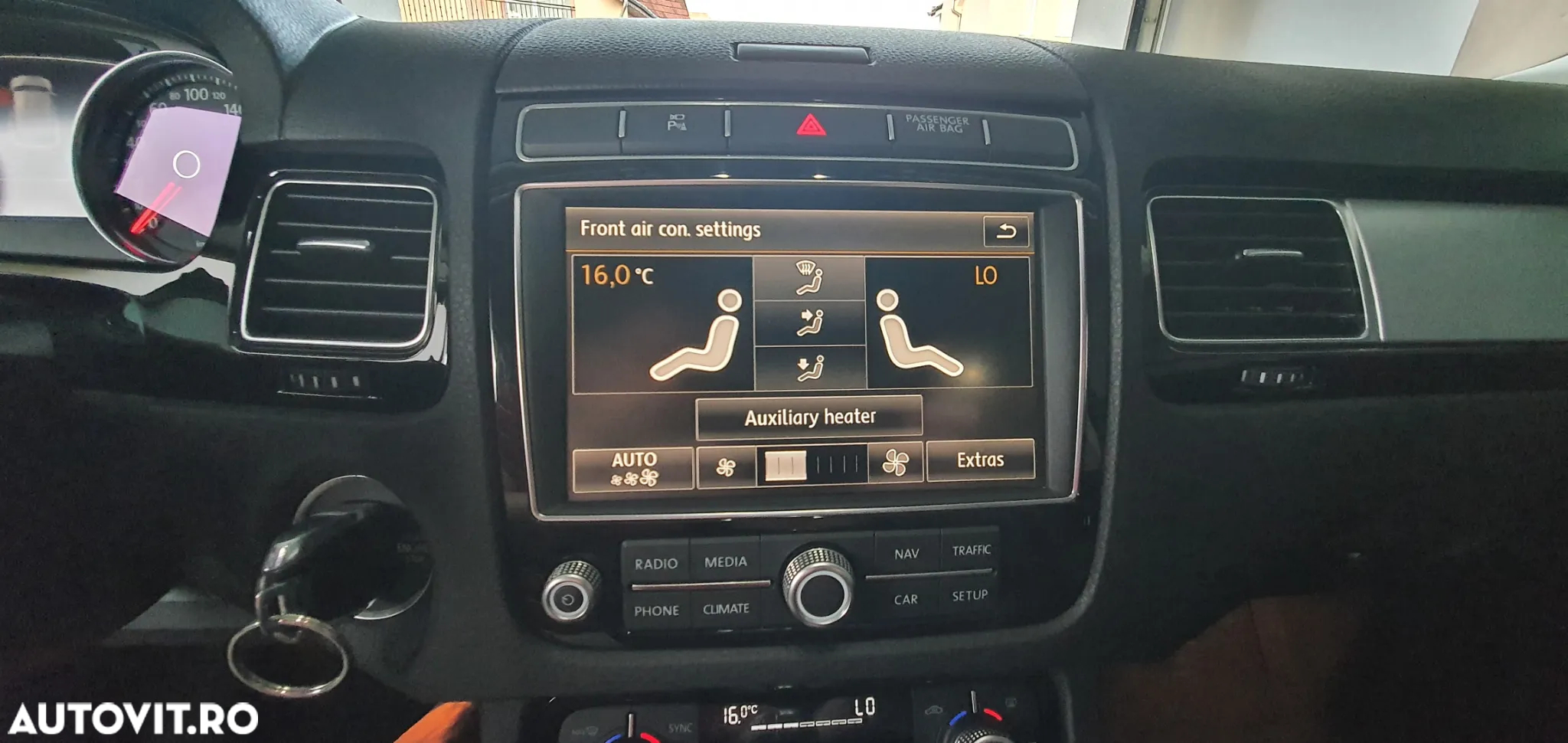 Volkswagen Touareg 3.0 V6 TDI BMT - 12