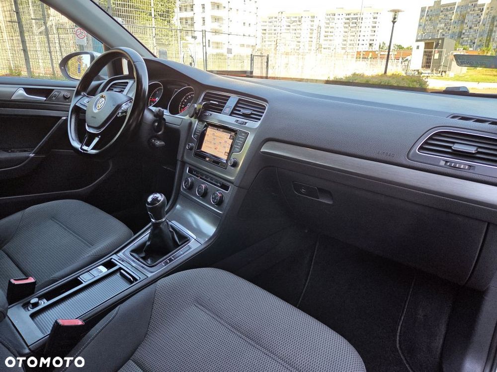 Volkswagen Golf 1.6 TDI BMT Comfortline - 39