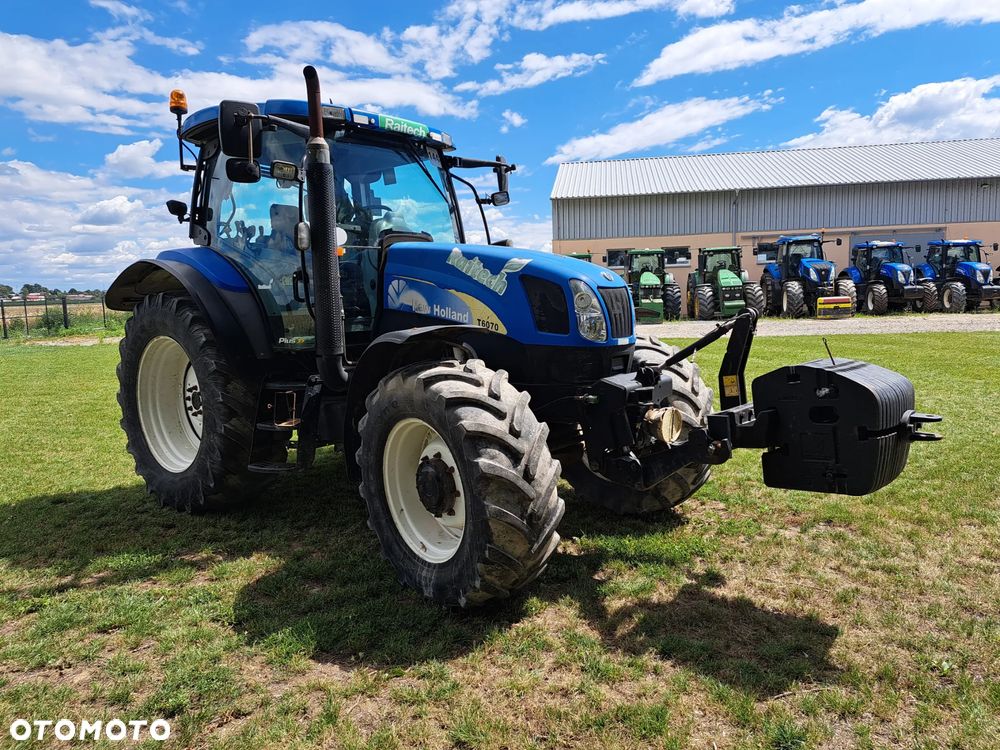 New Holland T6070 - 6