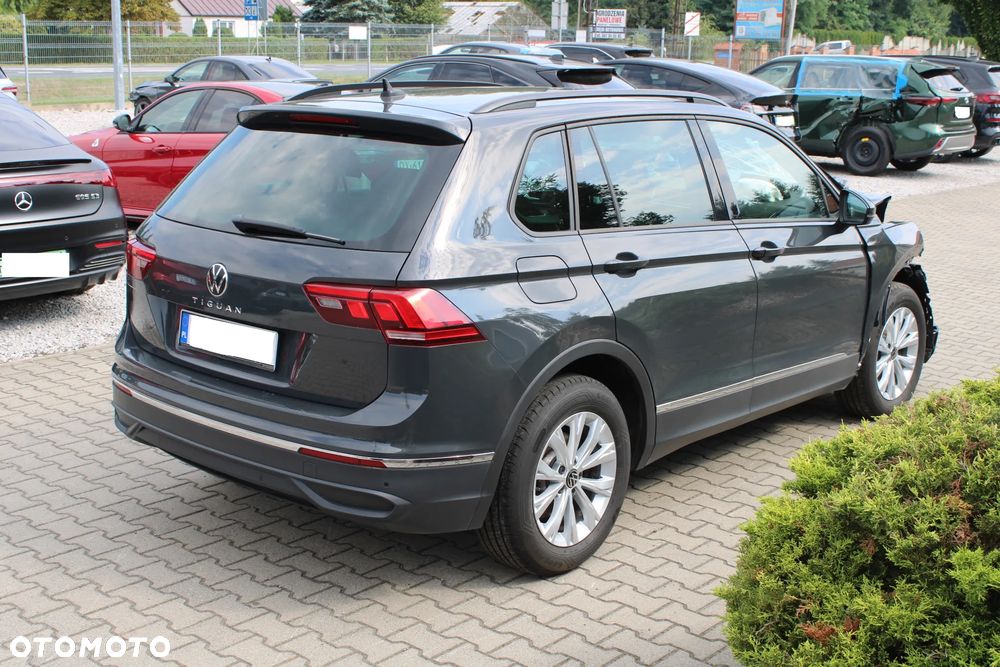 Volkswagen Tiguan 2.0 TDI SCR Life DSG - 4