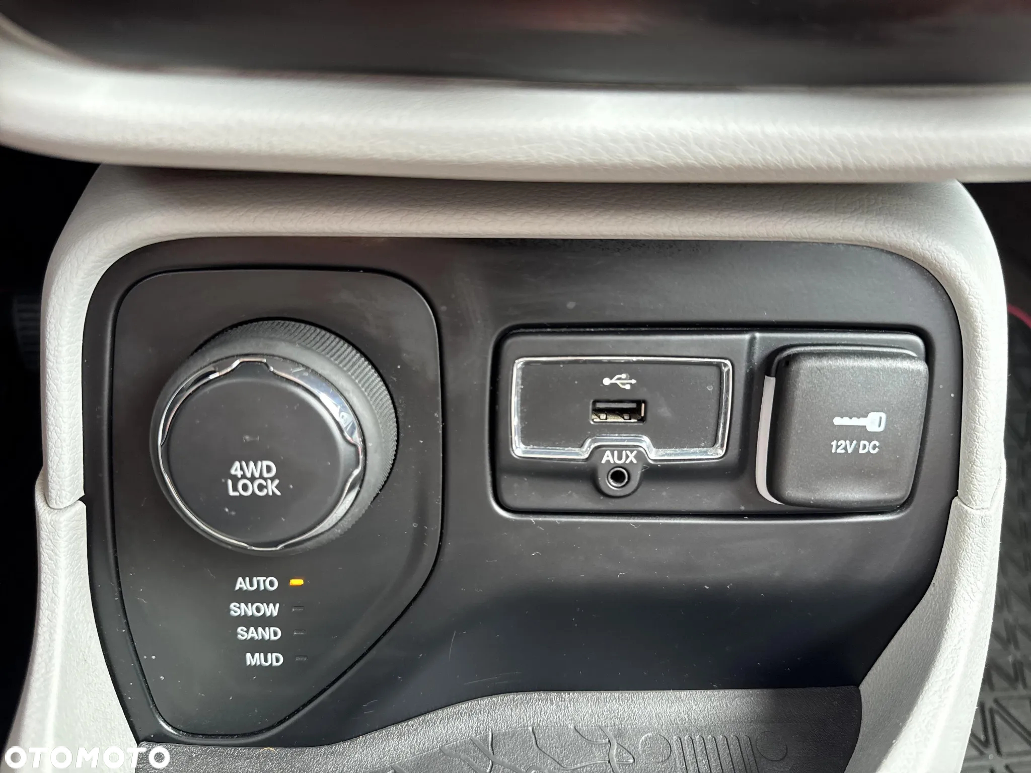 Jeep Renegade 2.0 MultiJet Limited 4WD S&S - 25