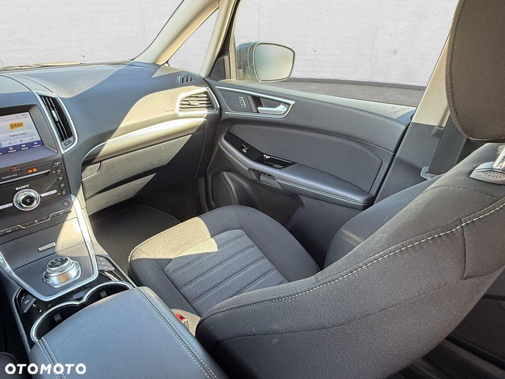 Ford S-Max - 15