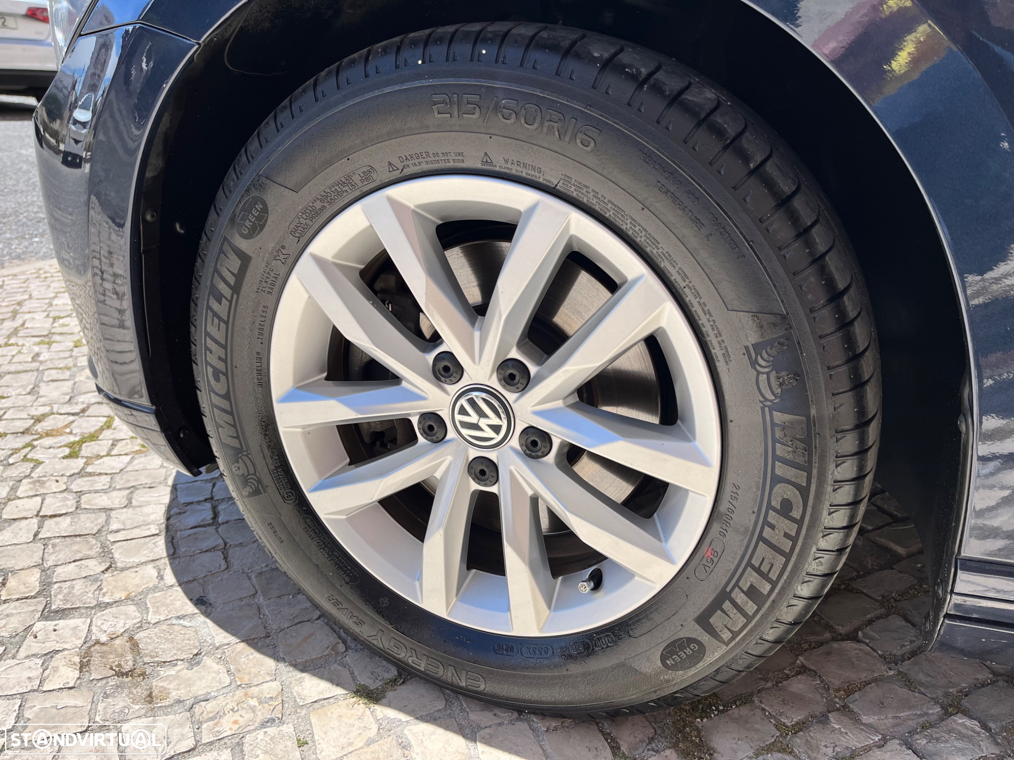 VW Passat Variant 1.6 TDI Confortline - 15
