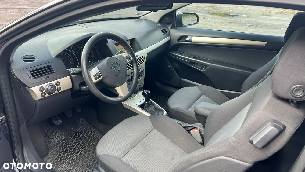 Opel Astra 1.6 Enjoy - 18