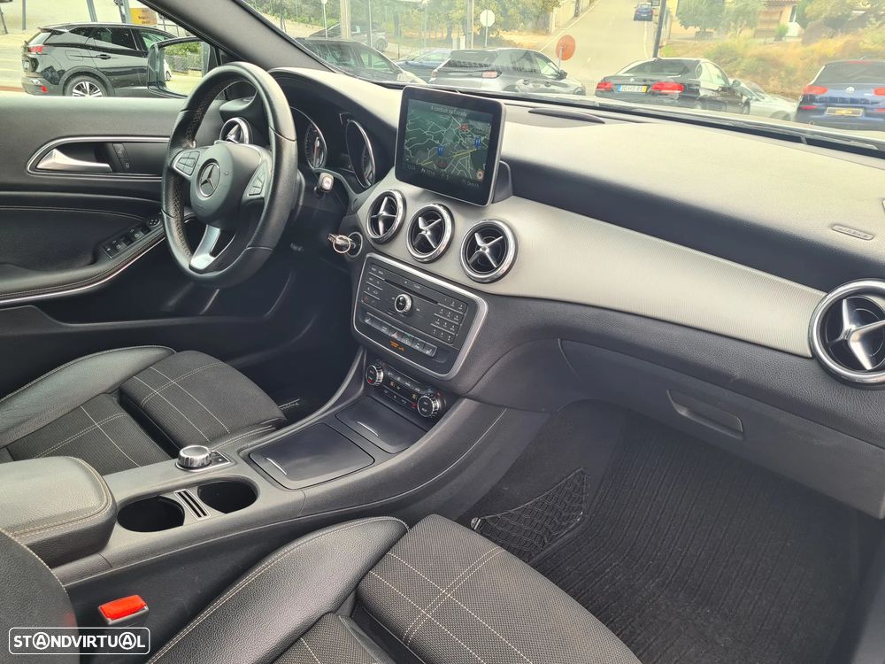 Mercedes-Benz GLA 200 CDi Urban Aut. - 15