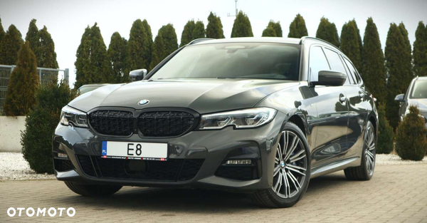 BMW Seria 3 320d Touring xDrive Edition M Sport Shadow