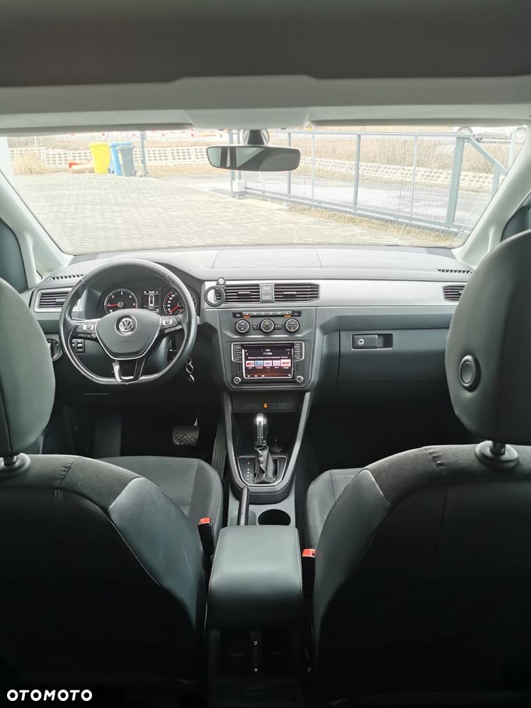 Volkswagen Caddy 2.0 TDI Comfortline DSG - 9