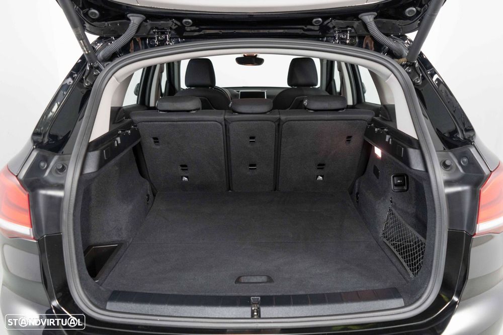 BMW X1 25 e xDrive Corporate Edition - 12