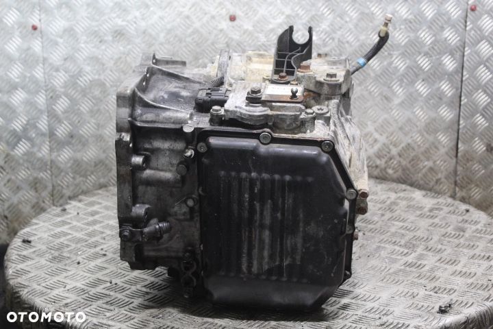 SKRZYNIA BIEGÓW AUTOMAT 4x4 VOLVO XC70 II 2.4D5 - 4