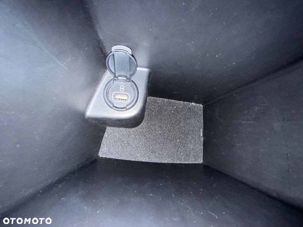 Kia Niro 1.6 GDI PHEV 2WD OPF Edition 7 - 39