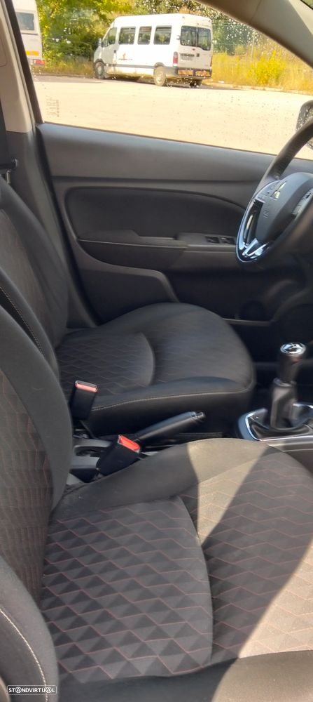 Mitsubishi Space Star 1.2 Intense Connect Edition - 6