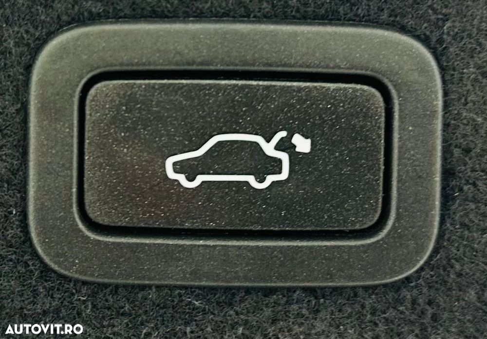 Volvo XC 60 D3 Ocean Race - 21