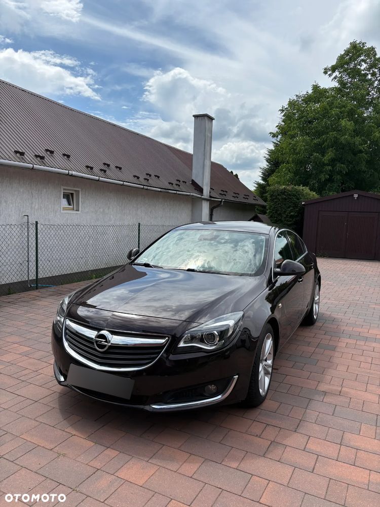 Opel Insignia - 1