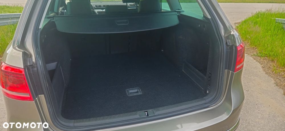 Volkswagen Passat 2.0 TDI 4Mot Highline DSG - 10