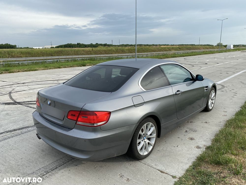 BMW Seria 3 325i - 6