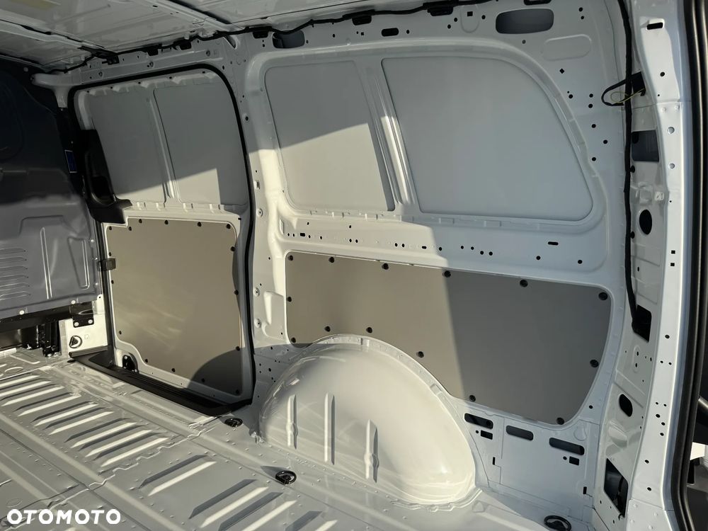 Mercedes-Benz Vito - 17