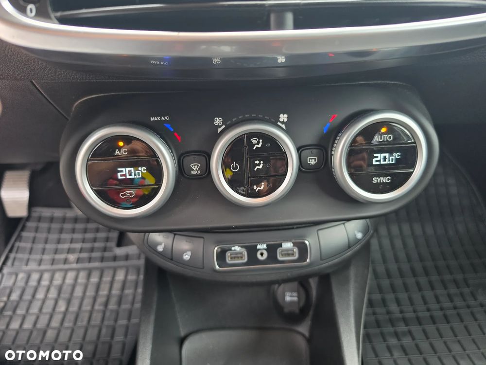 Fiat 500X 1.4 MultiAir Lounge - 27