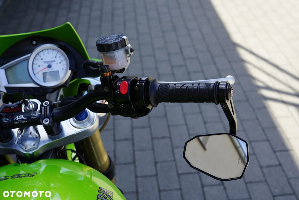 Triumph Speed Triple - 16