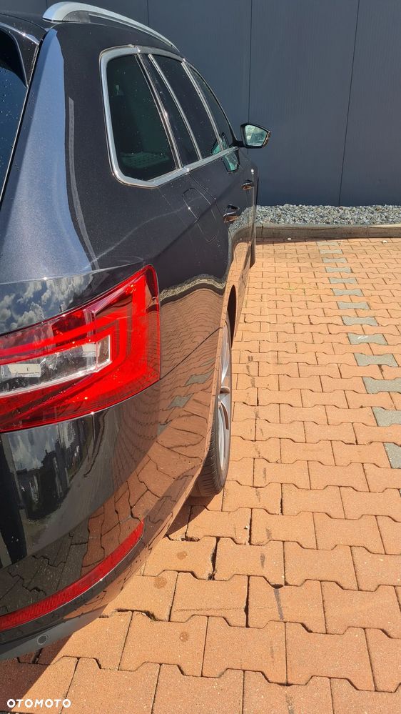 Skoda Superb 2.0 TSI L&K DSG - 8