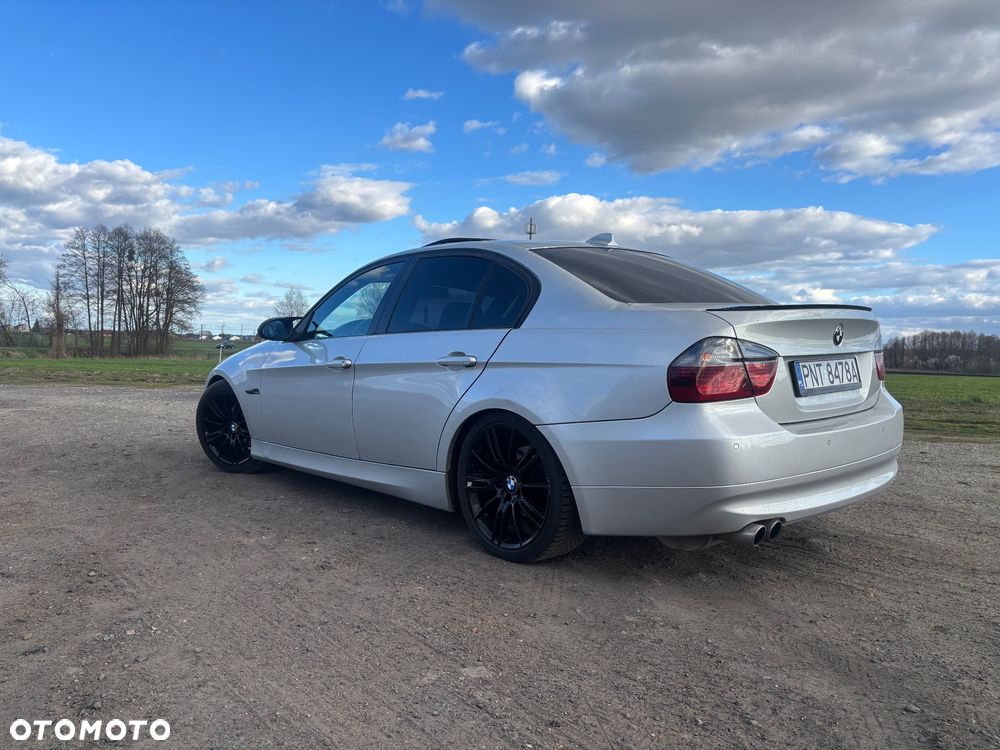 BMW Seria 3 318i - 7