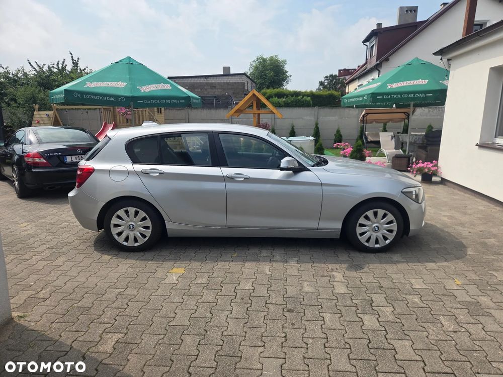BMW Seria 1 116d DPF - 8