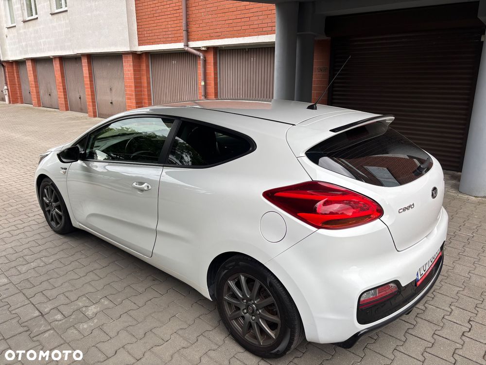 Kia ProCeed 1.4 CRDI L - 3