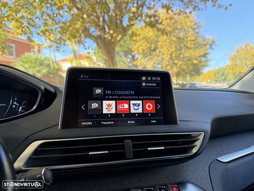 Peugeot 3008 1.2 PureTech Allure EAT6 - 21
