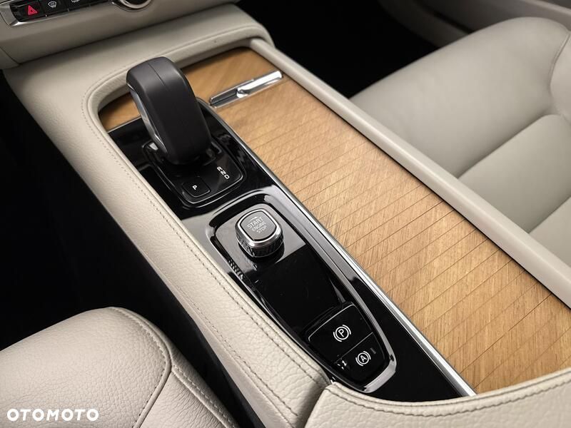 Volvo S90 B4 B Momentum Pro - 17