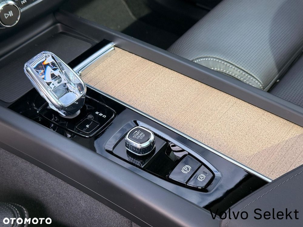 Volvo XC 60 - 21