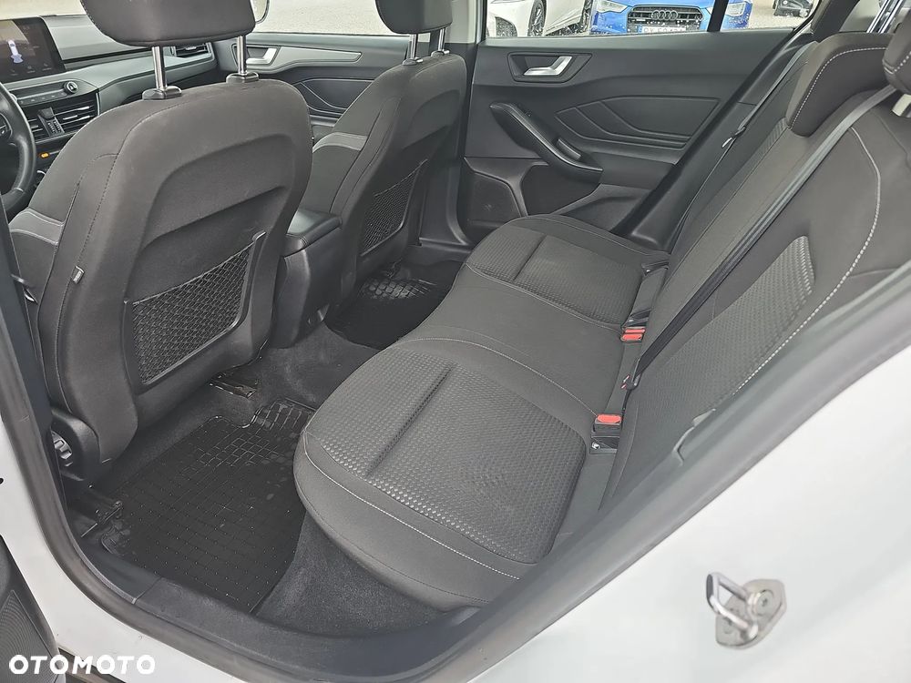 Ford Focus 1.5 EcoBlue SCR Connected - 24