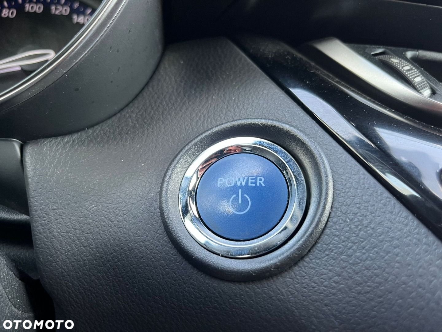 Toyota C-HR - 32
