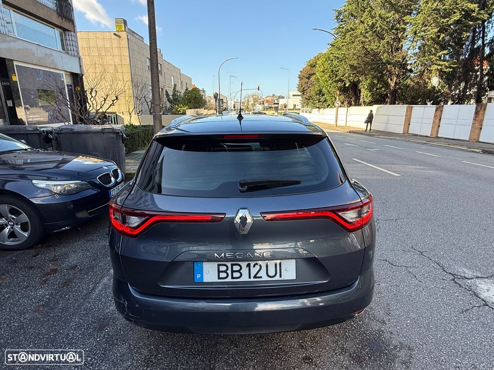 Renault Mégane Sport Tourer ENERGY dCi 110 EDC BUSINESS - 9