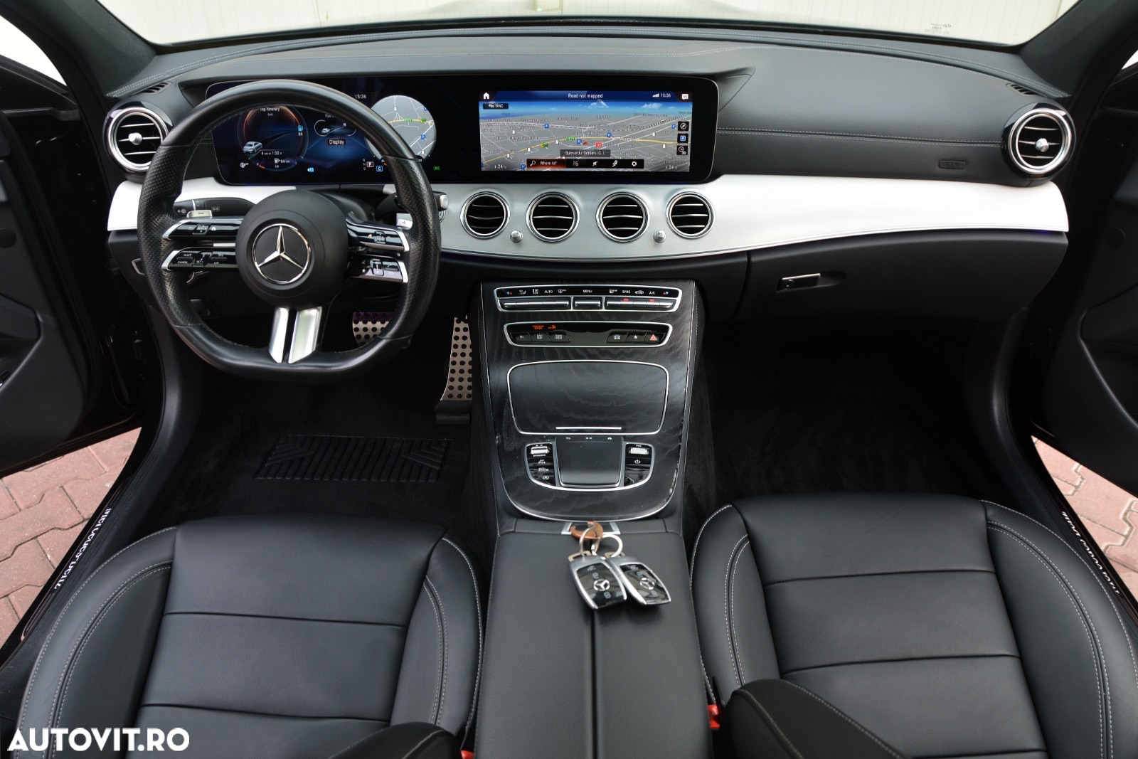 Mercedes-Benz E 220 d 9G-TRONIC AMG Line - 26