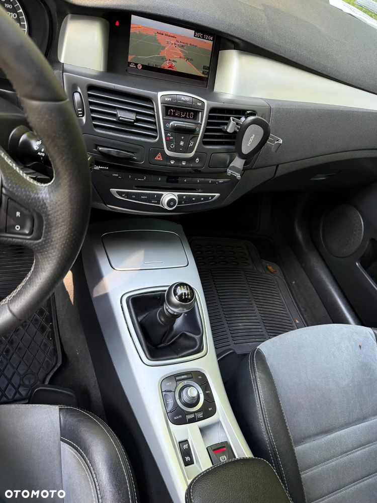 Renault Laguna Grandtour dCi 180 FAP GT - 20