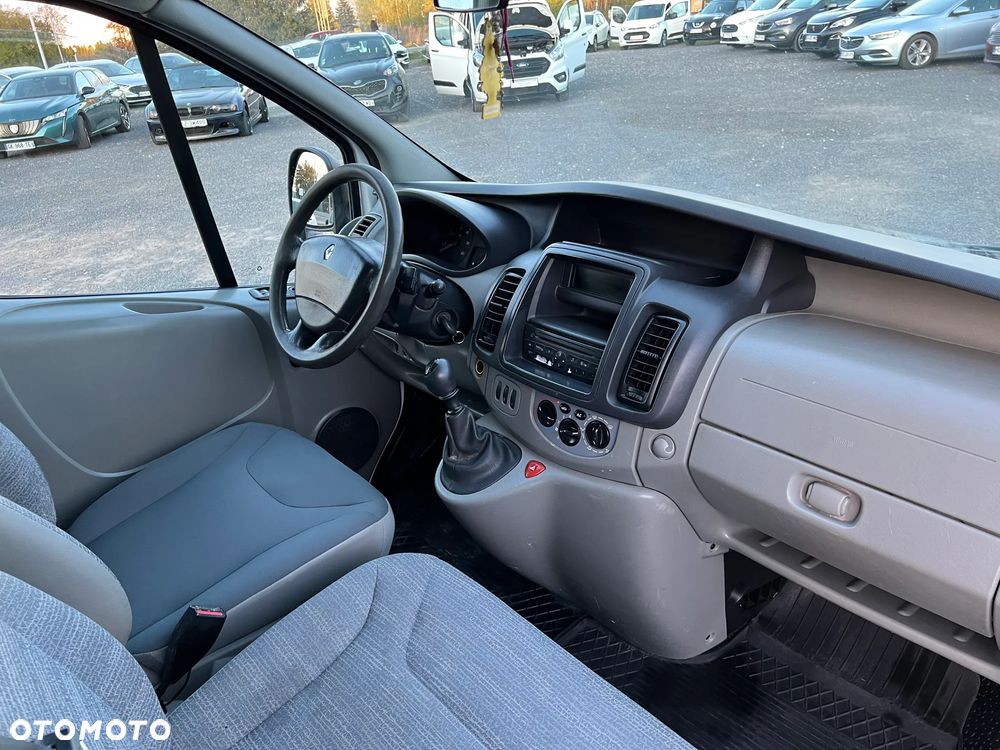 Renault TRAFIC - 17