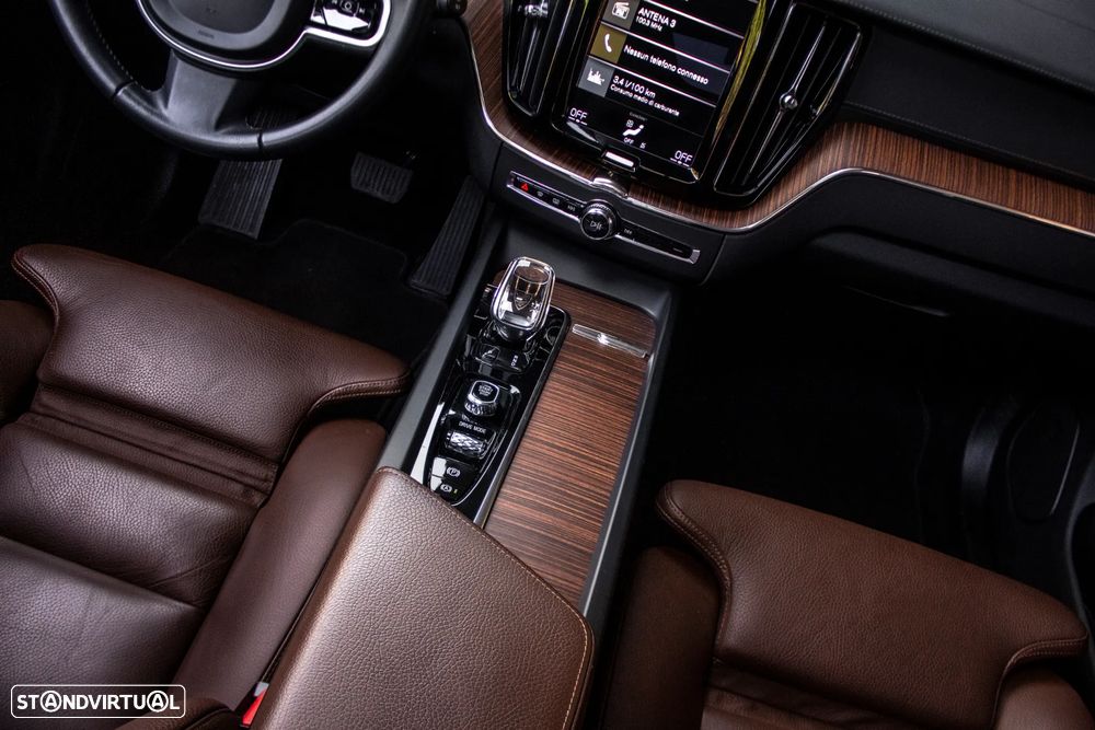 Volvo XC 60 2.0 T8 PHEV Inscription Expression AWD - 35