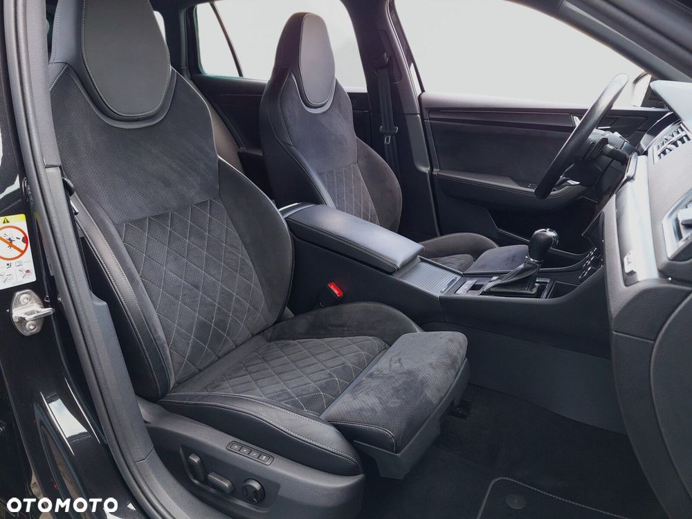 Skoda Superb 2.0 TDI SCR Sportline DSG - 15