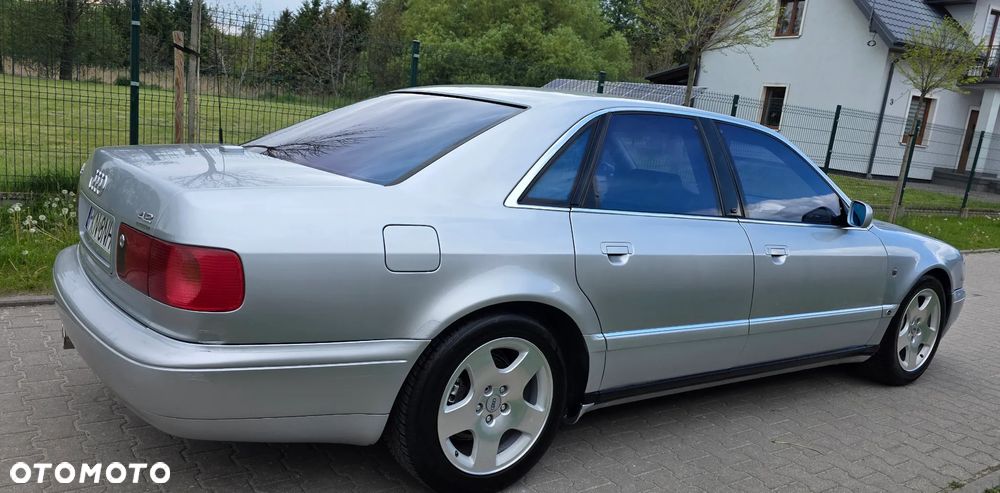 Audi A8 - 32