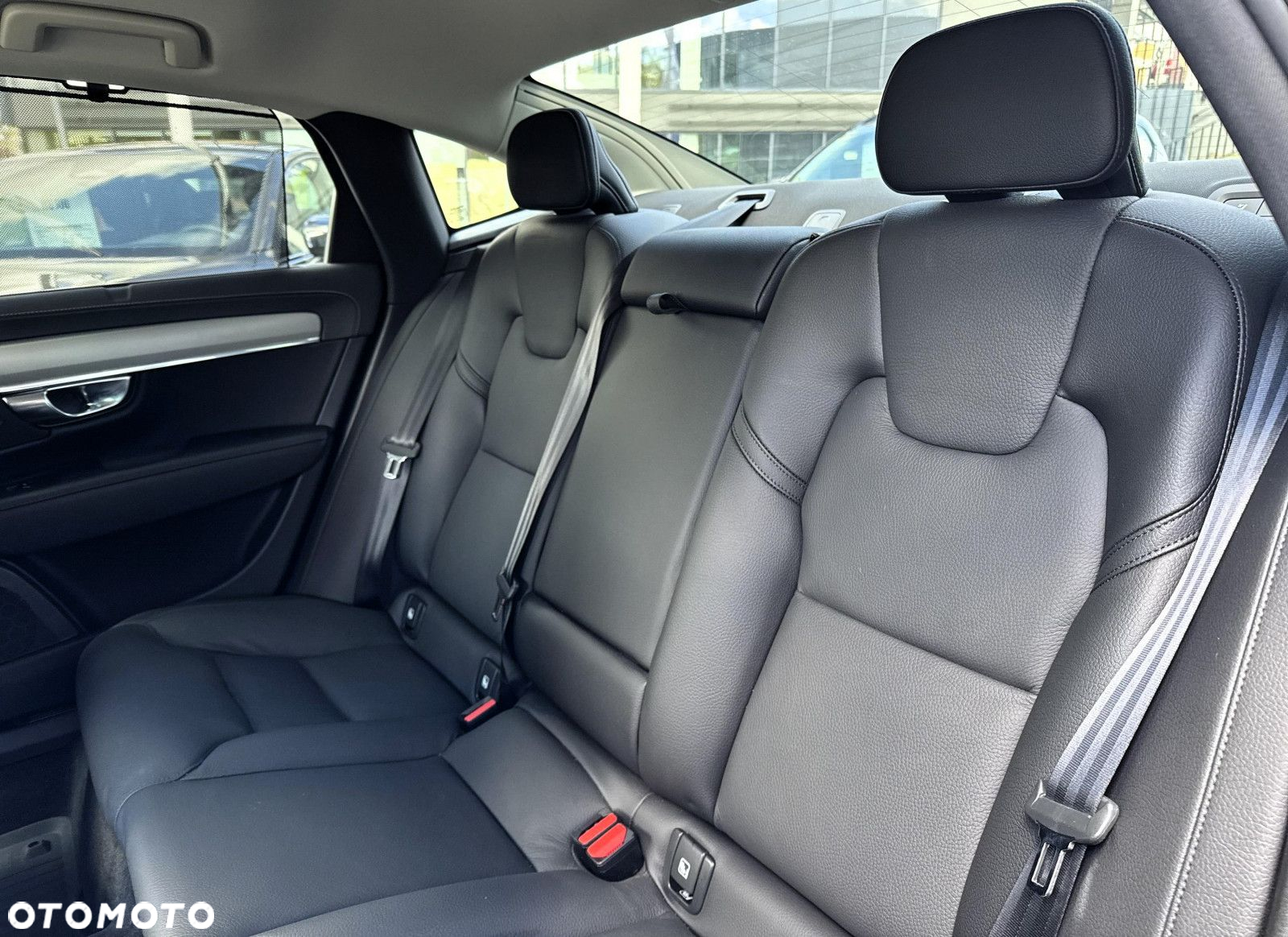 Volvo S90 - 28