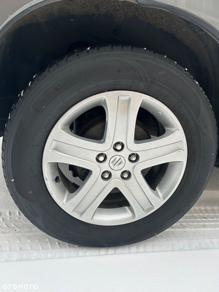 Suzuki Grand Vitara 2.0 - 5