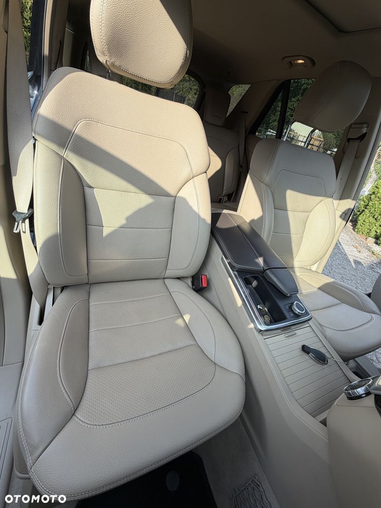 Mercedes-Benz ML - 18