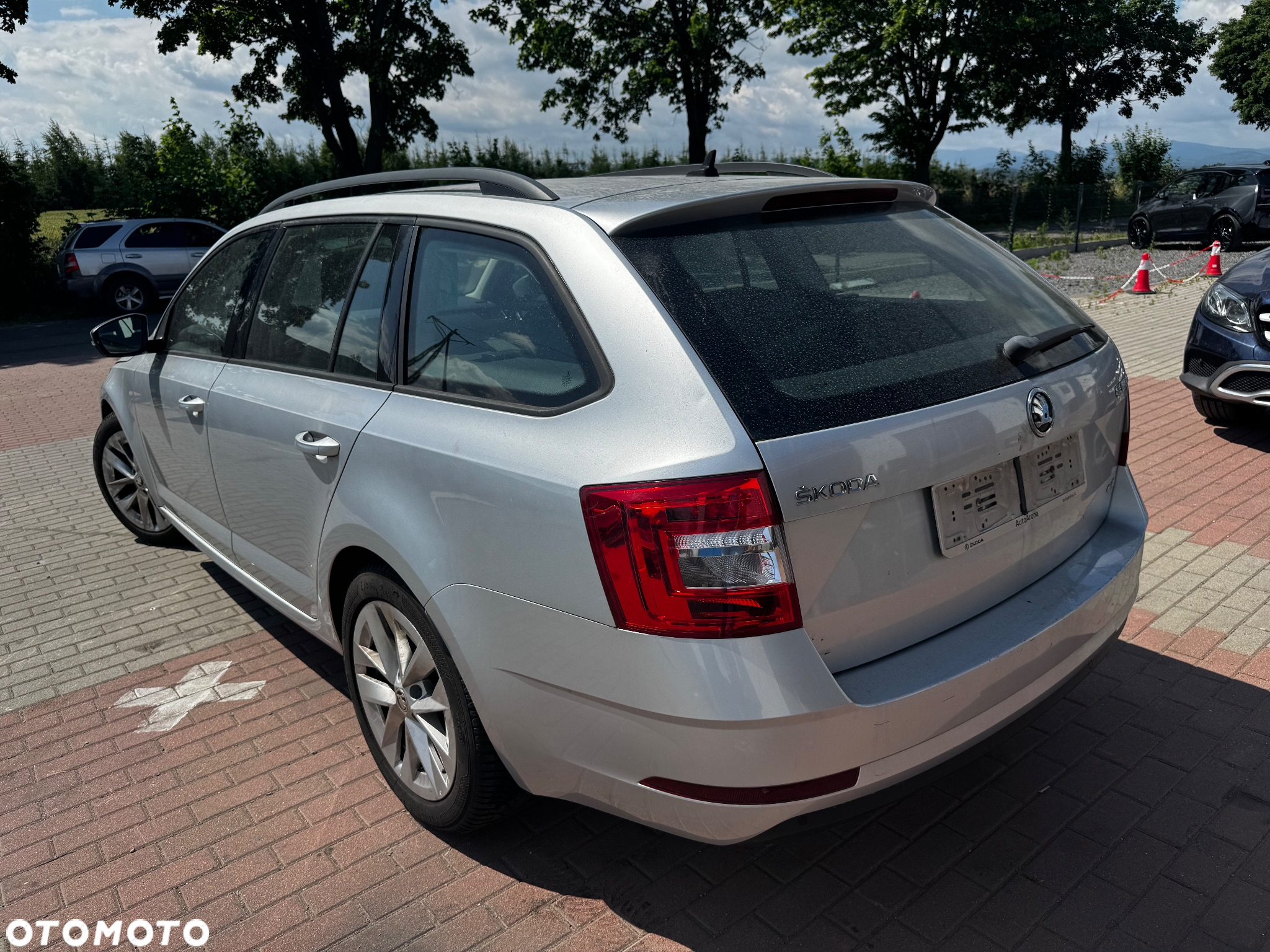 Skoda Octavia 2.0 TDI 4x4 Clever DSG - 6