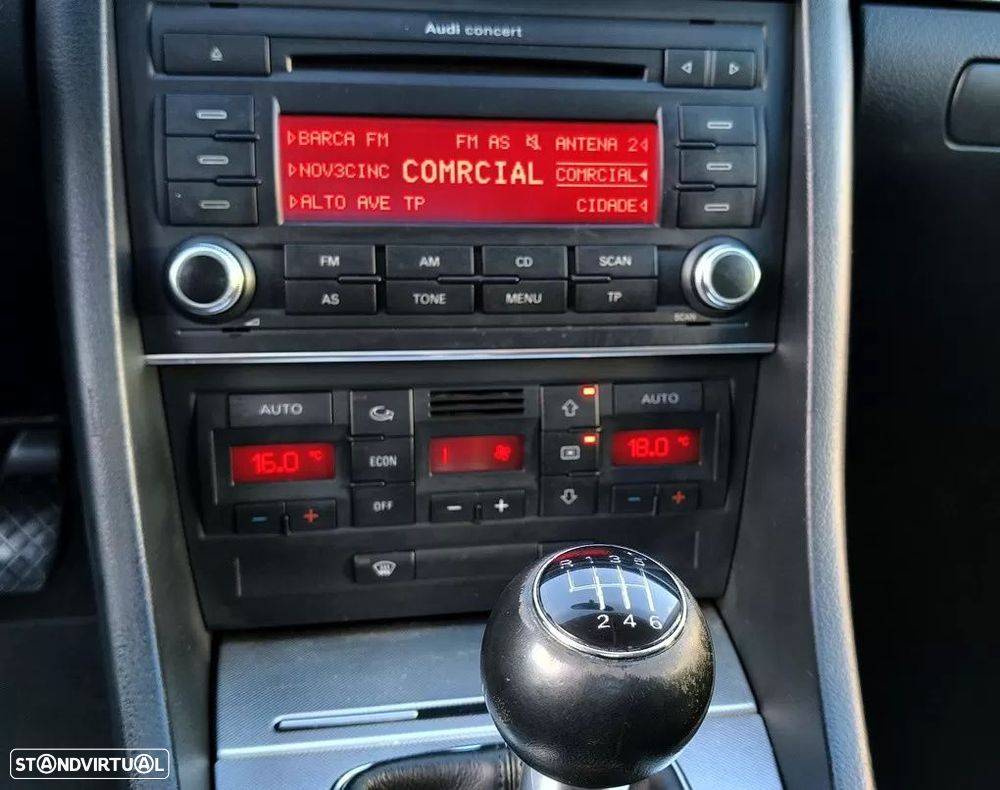 Audi A4 2.0 TDI S-line - 16