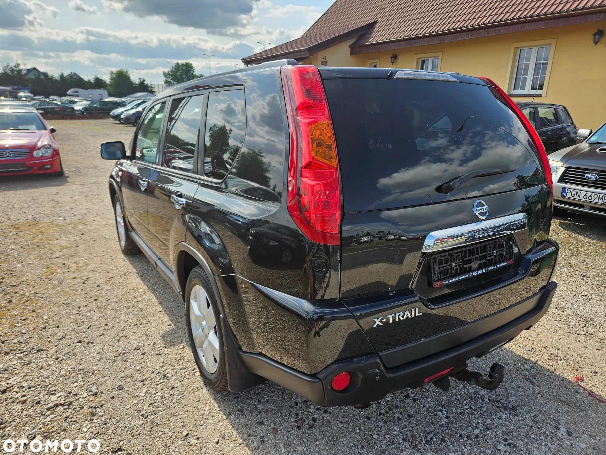 Nissan X-Trail 2.5 4x4 CVT-Automatik Platinum - 3